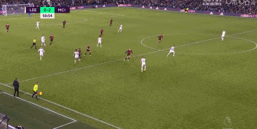 记者：申花今日奔赴天津，战津门虎应该会面临破密集防守难题