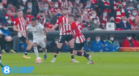 未来之星：拜仁小将卡尔引起纽卡斯尔、阿贾克斯和法兰克福的关注